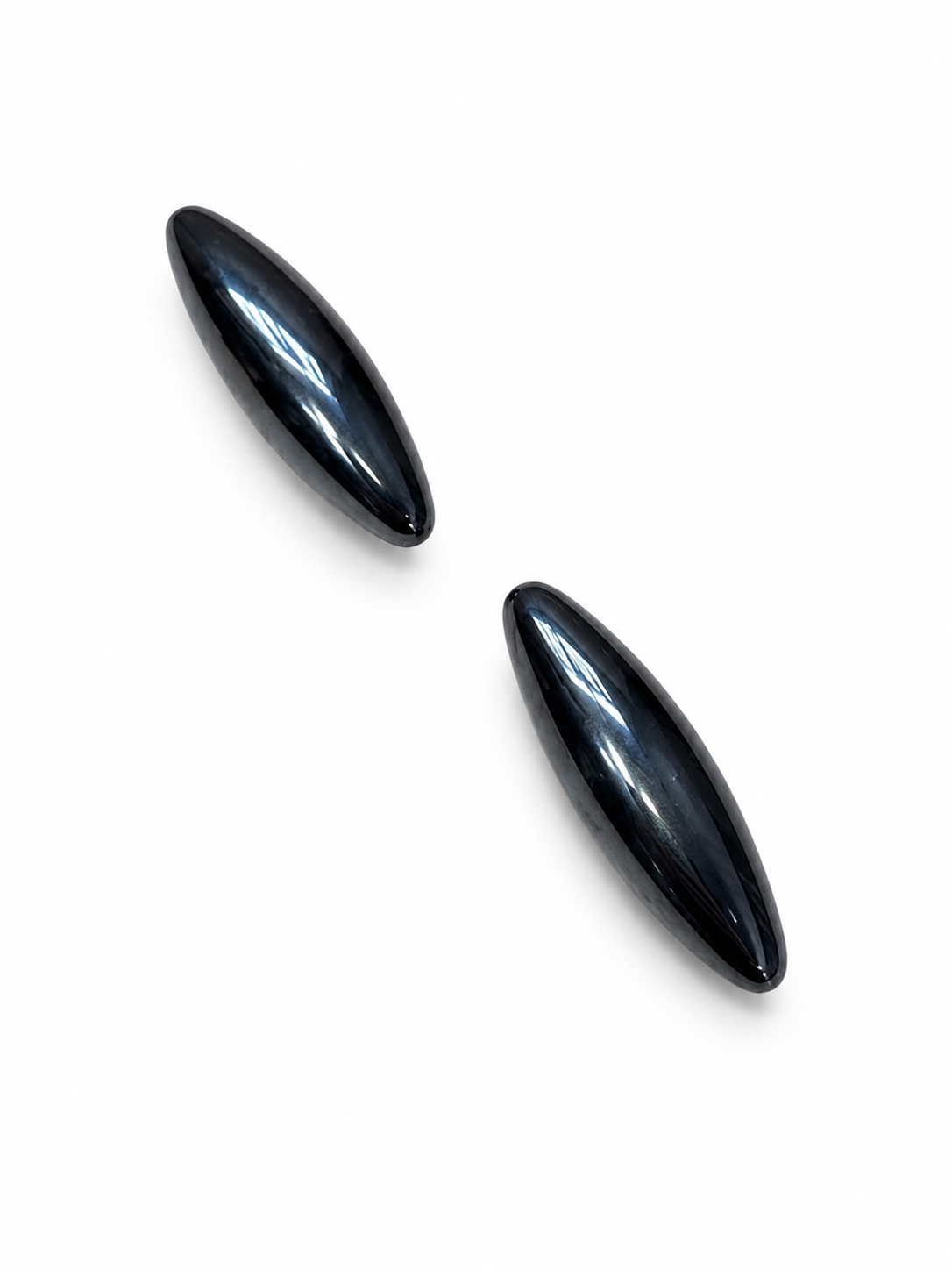 Paire de Magnets en Hématite Naturelle