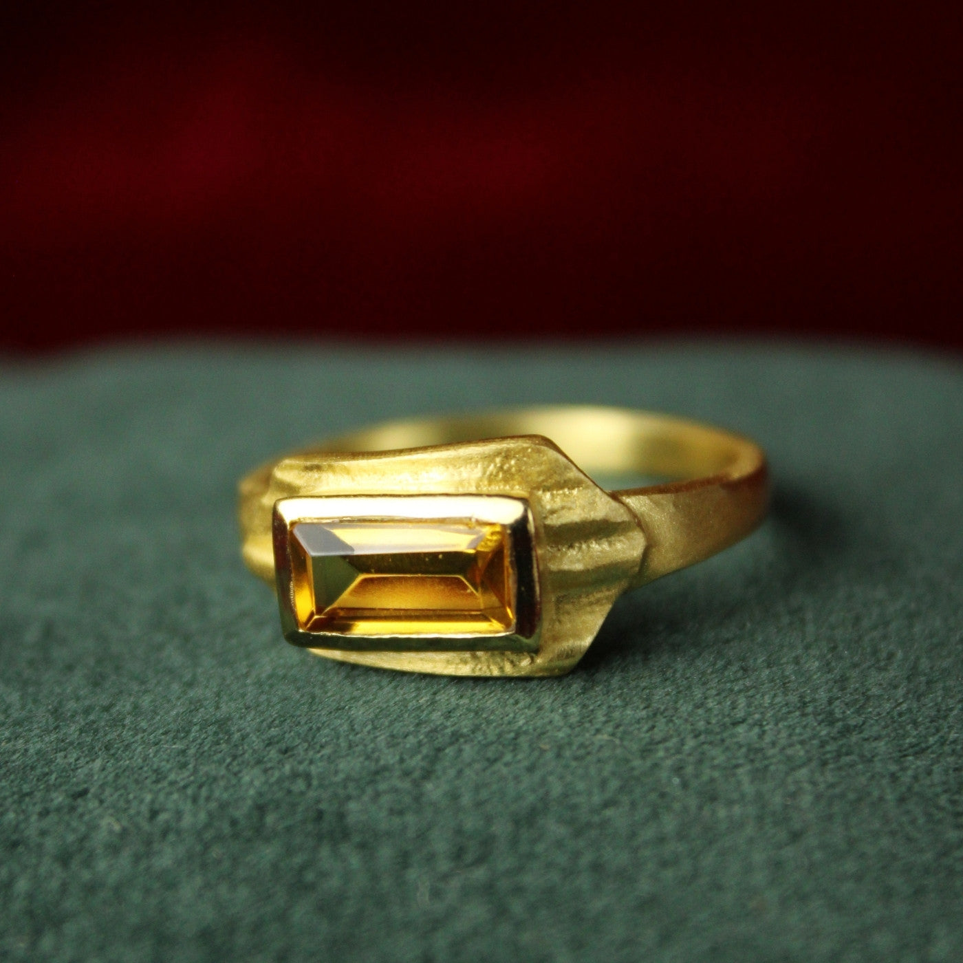 Bague en citrine rectangulaire