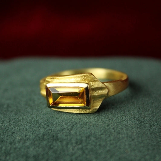 Bague en citrine rectangulaire