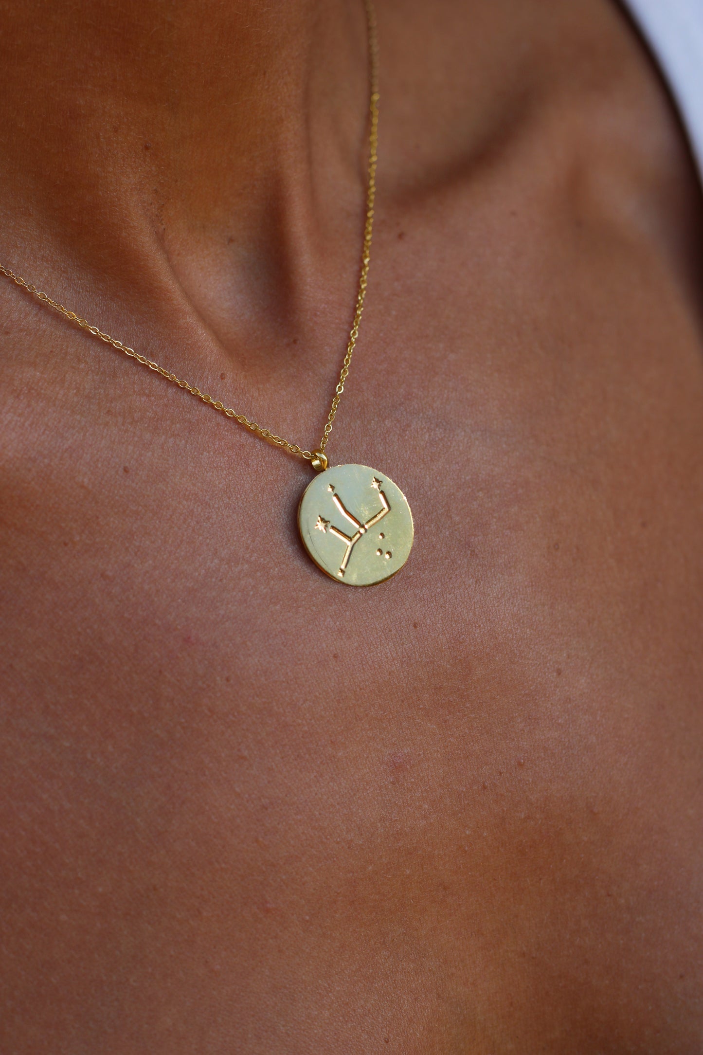 Collier astrologique Vierge