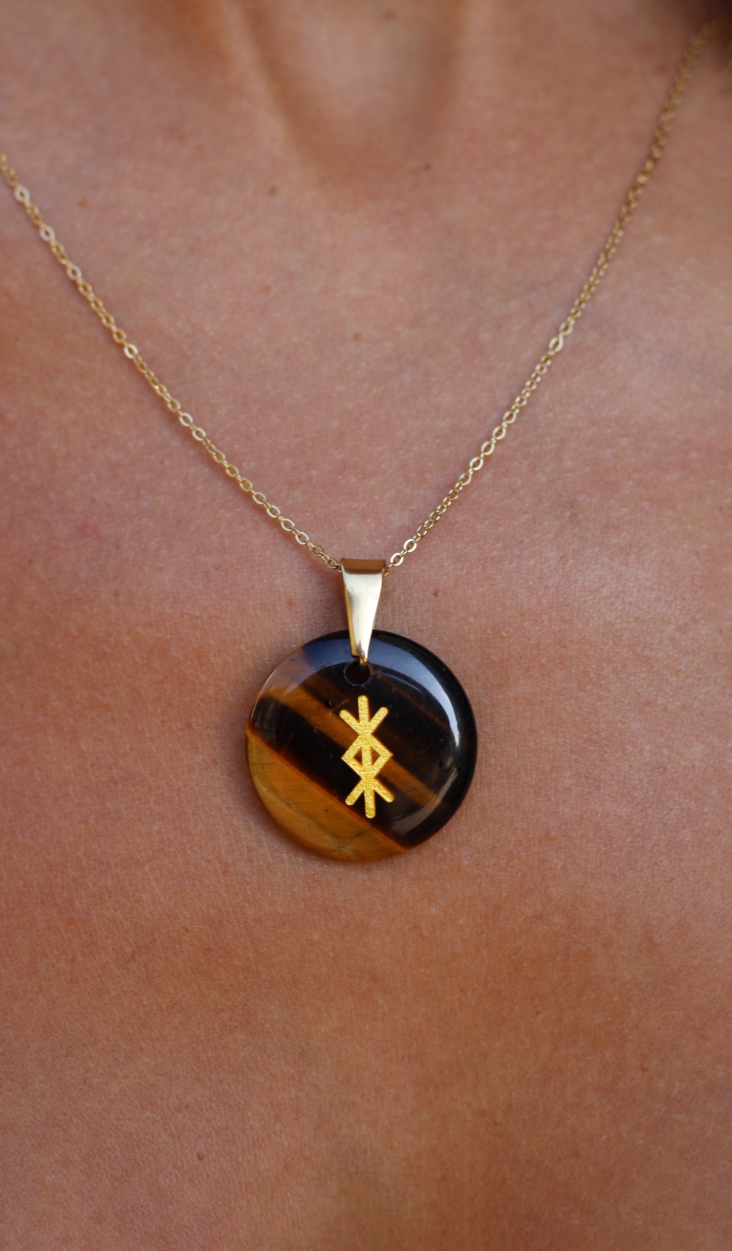 Collier Talisman Runique - pierres naturelles